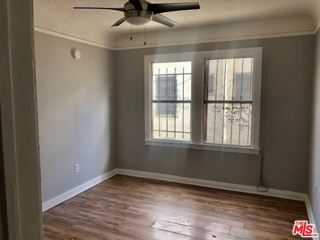 2nd bedroom in vacant unit
