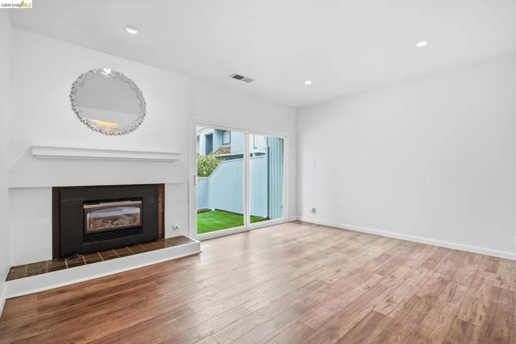 gallery-image 4