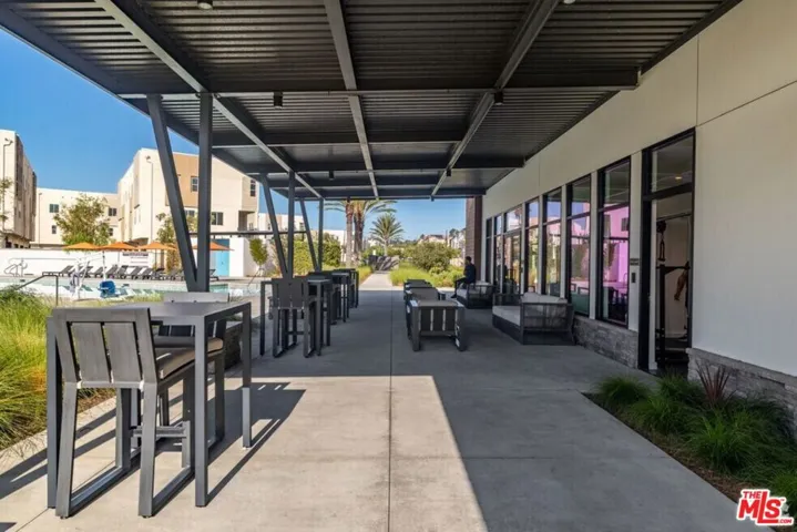 Common Area covered outdoor sp