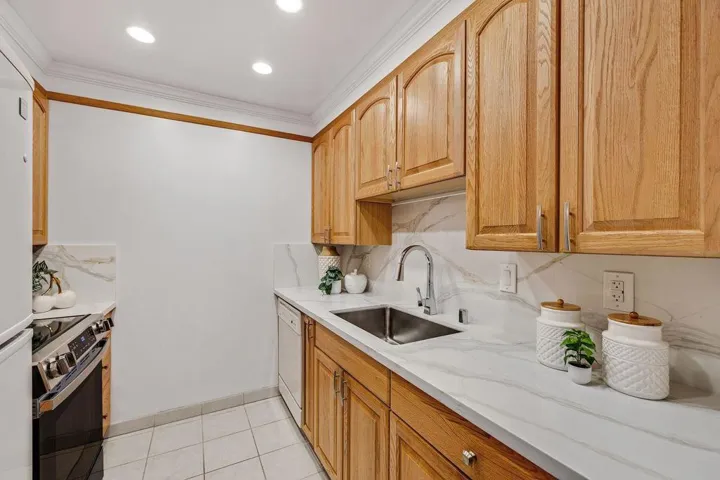 1945 Mount Vernon Court 3, Mountain View, California 94040