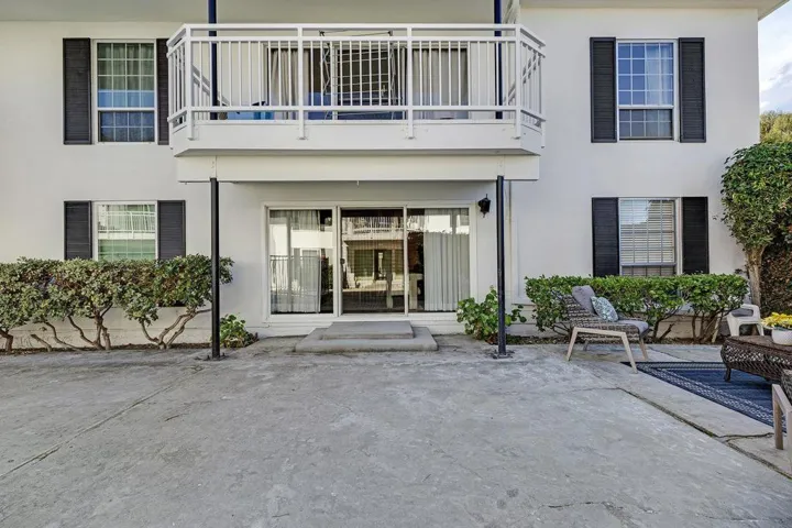 1945 Mount Vernon Court 3, Mountain View, California 94040
