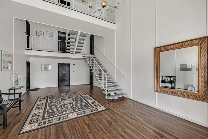 1945 Mount Vernon Court 3, Mountain View, California 94040