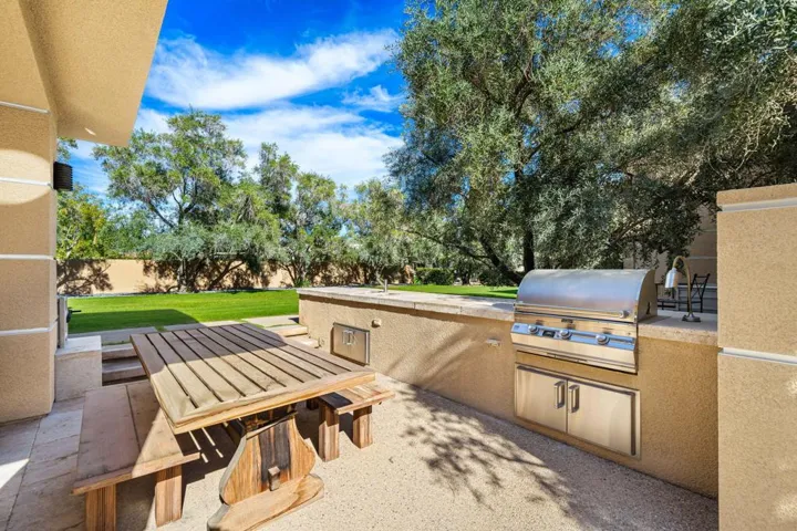 40-web-or-mls-JBTurnberry_OPMG_0326_040
