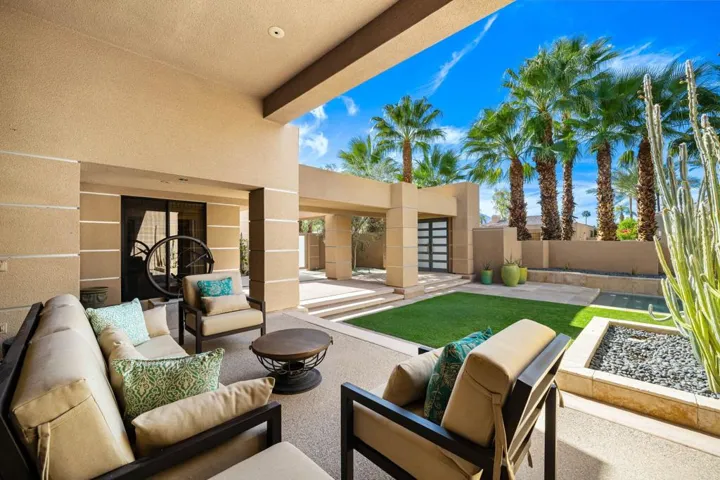 29-web-or-mls-JBTurnberry_OPMG_0326_029