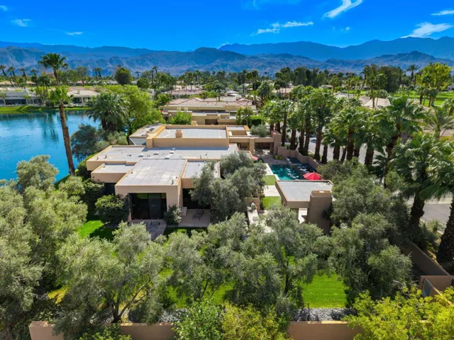 13-web-or-mls-JBTurnberry_OPMG_0326_013
