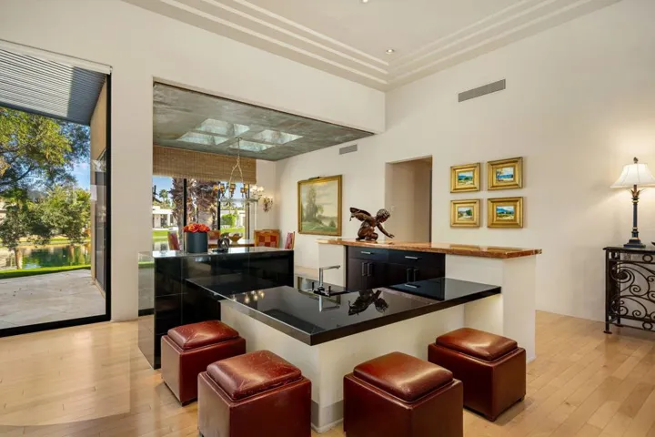 58-web-or-mls-JBTurnberry_OPMG_0326_058