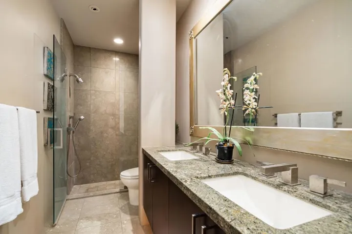 88-web-or-mls-JBTurnberry_OPMG_0326_088