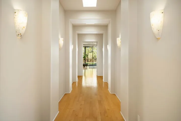 89-web-or-mls-JBTurnberry_OPMG_0326_089