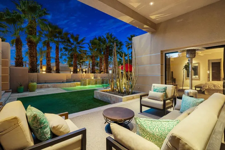 120-web-or-mls-JBTurnberry_OPMG_0326_120