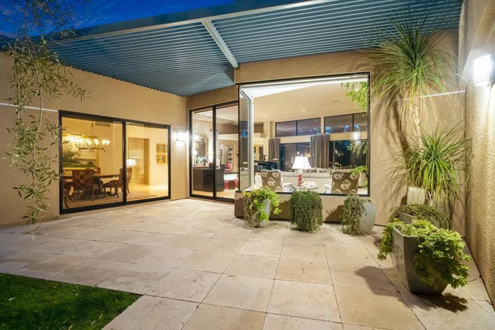 140-web-or-mls-JBTurnberry_OPMG_0326_140