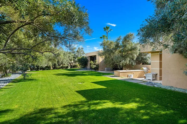 43-web-or-mls-JBTurnberry_OPMG_0326_043