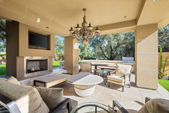 39-web-or-mls-JBTurnberry_OPMG_0326_039