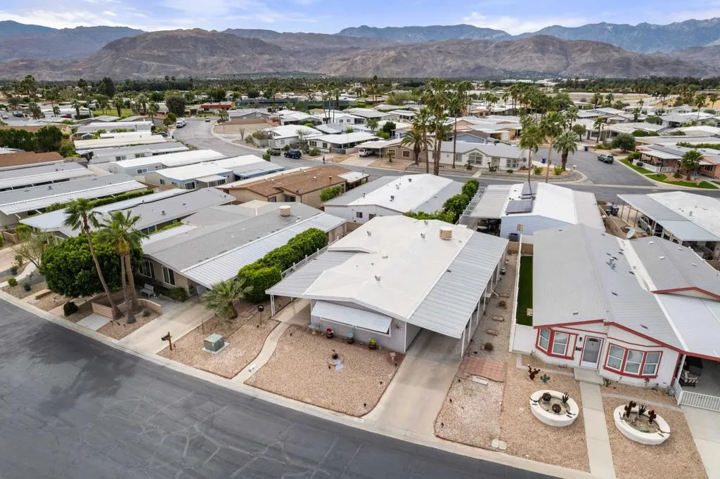 73105 Cabazon Peak Dr MLS-27