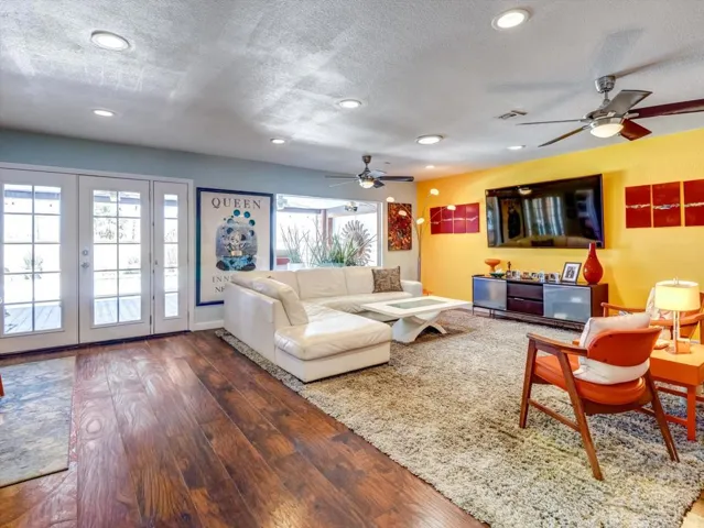 06-68670 Sharpless Road-6