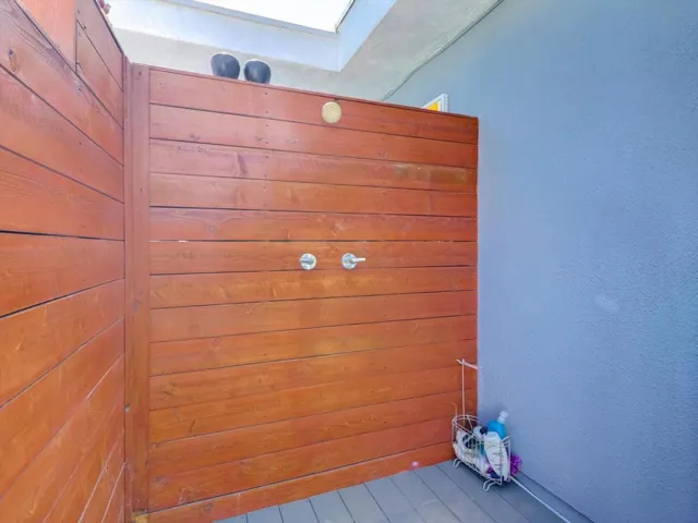 54-68670 Sharpless Road-54