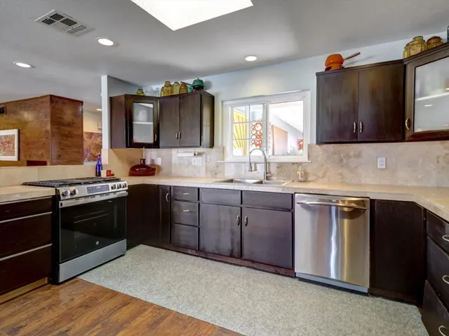 15-68670 Sharpless Road-15