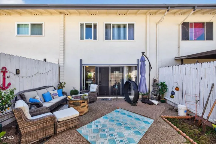 50-web-or-mls-UpmarketMedia-31WDel-146