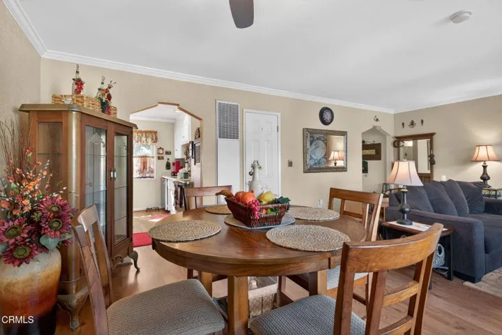 13-web-or-mls-UpmarketMedia-31WDel-114