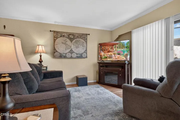 8-web-or-mls-UpmarketMedia-31WDel-123