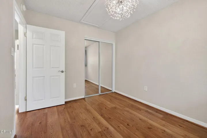 32-web-or-mls-UpmarketMedia-31WDel-044