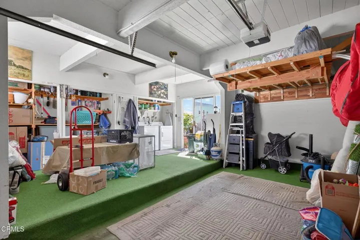 58-web-or-mls-UpmarketMedia-31WDel-159