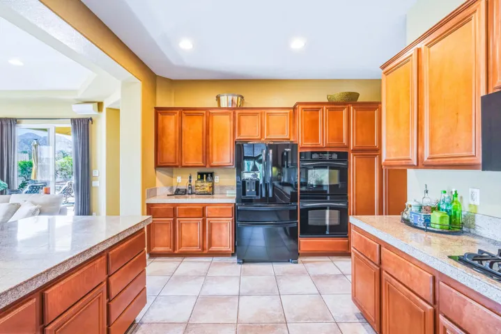 99_78365_VIADIJON_GILLIANJONES-21