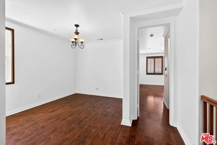 Unstaged Bonus Loft Area