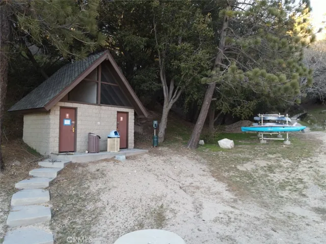 3 Nsm 3 Slip 16, Lake Arrowhead, California 92352