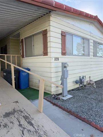 Mobile home front with ramp