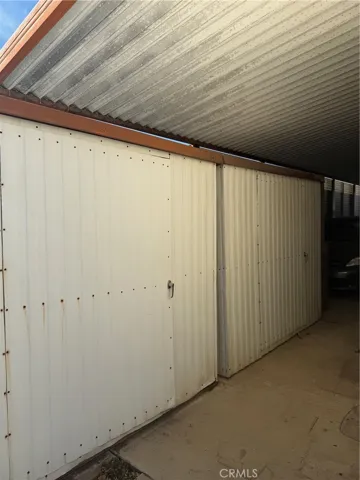 2 storage sheds