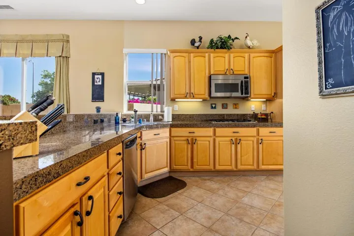 6-web-or-mls-Hoylake 006