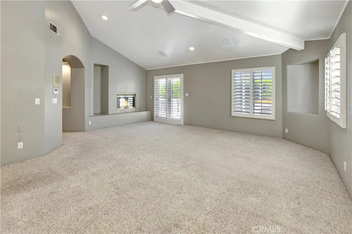 Primary Bedroom - carpet wrinkles AI-removed