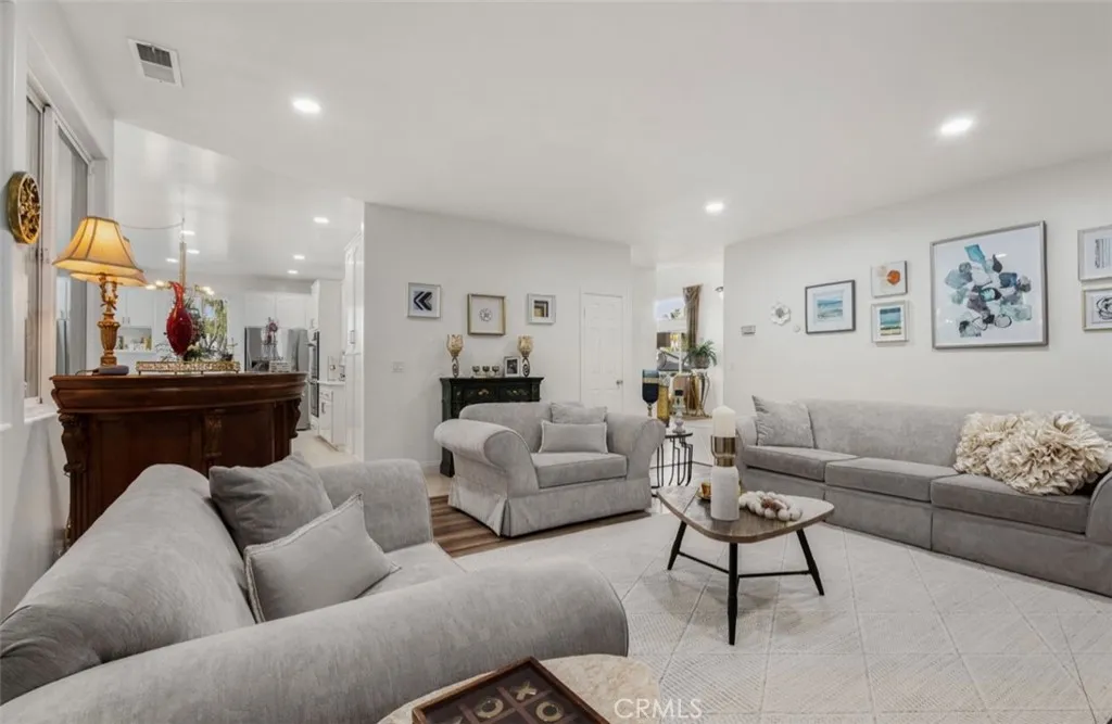 106 E 36th, Long Beach, California 90807 — photo 4