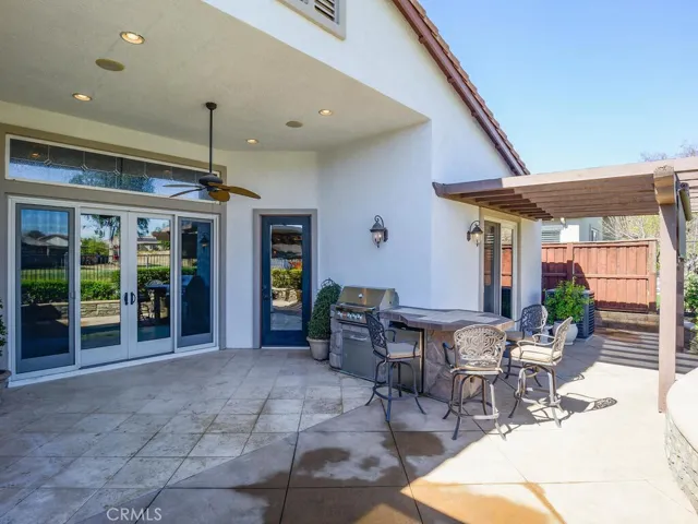Back patio and BBQ area