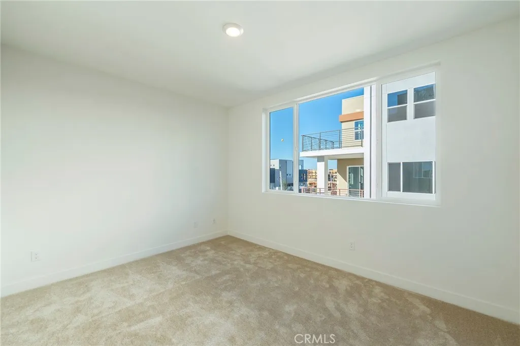 Secondary bedroom on uppper level