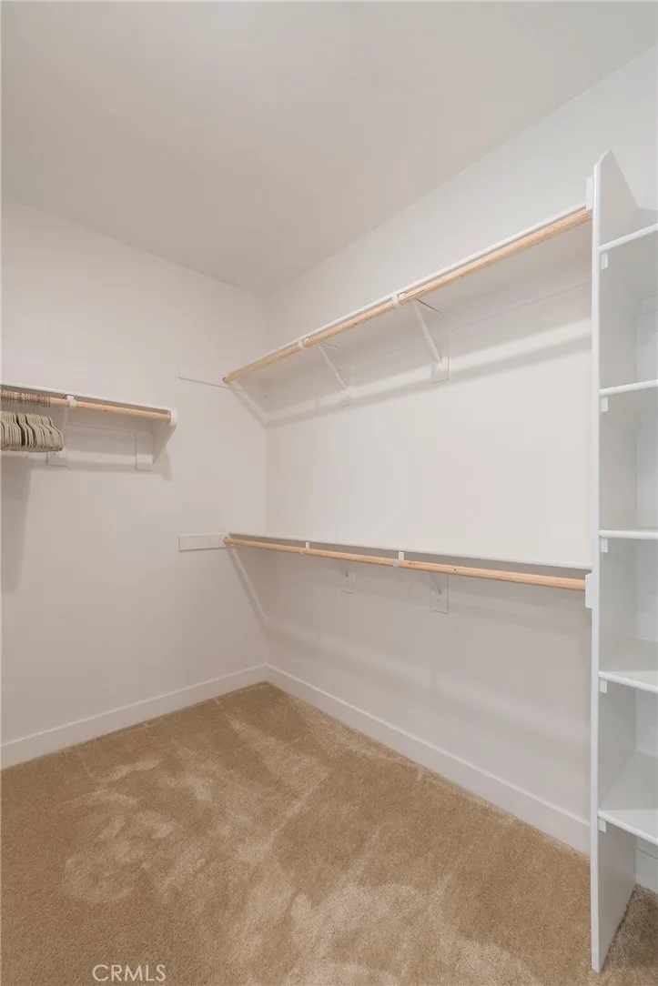 Main Bed Closet
