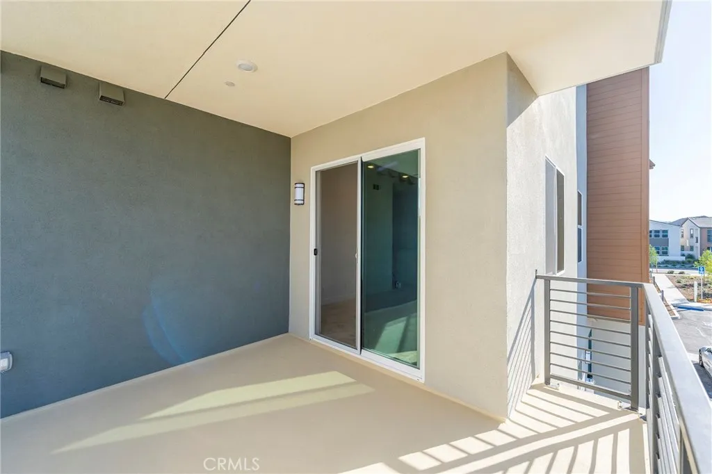 Balcony off of loft