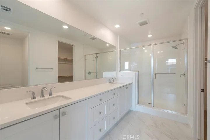 Main Bath