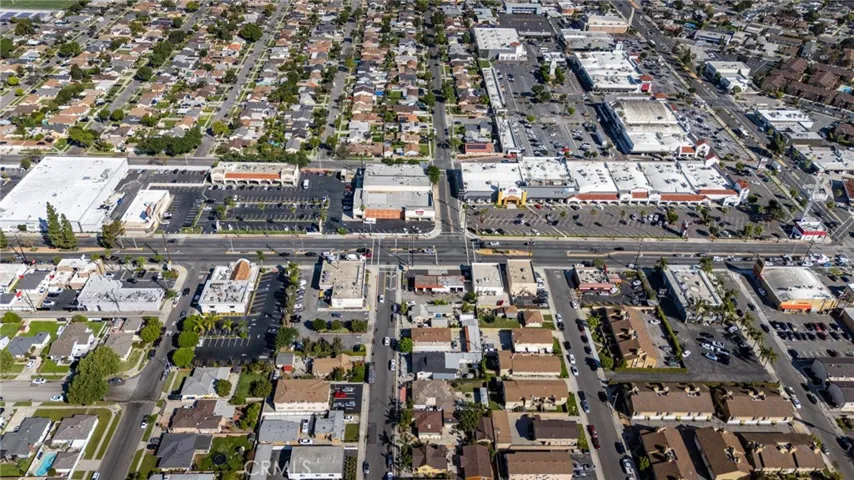 Walking distance to shops and more
