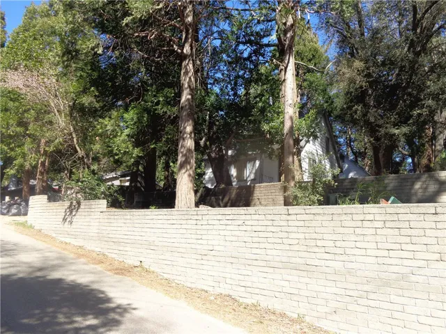 Fencing along street