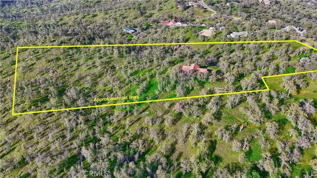 Property approximate lot lines.