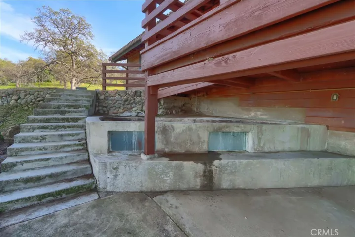 Steps to the Koi Pind