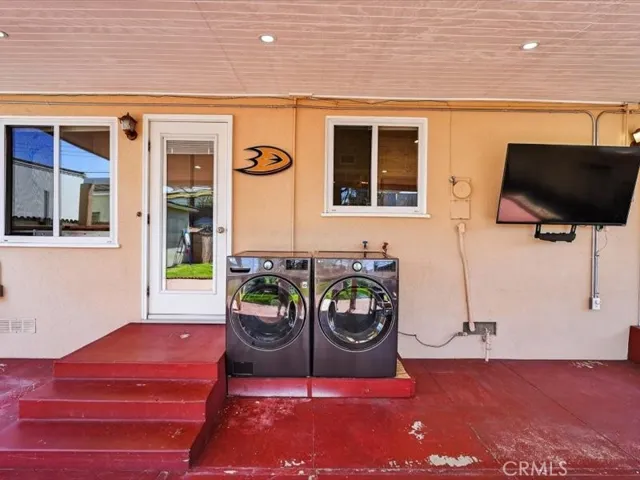 Washer and Dryer hook up's on patio.  OH...don't forget the TV