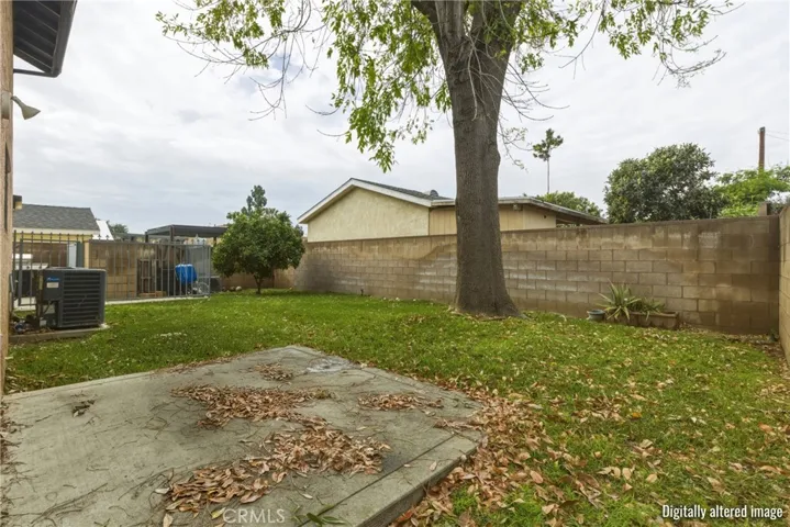 Unit #2 - Backyard has been digitally altered