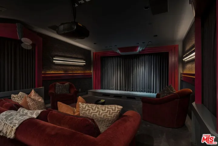 3833 Goodland Avenue, Studio City, California 91604