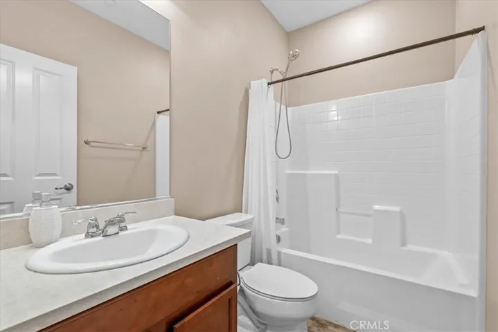 Downstairs Full Bath