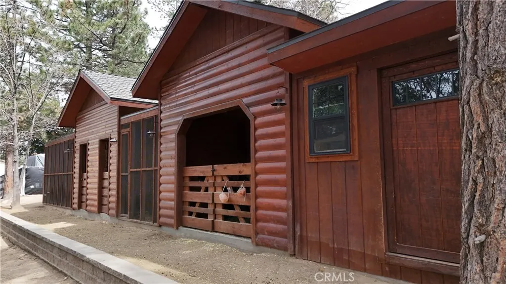 32425 Snowshoe, Running Springs, California 92382 — photo 4
