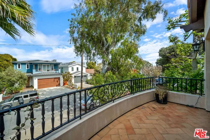 Balcony with Tree-Top Views