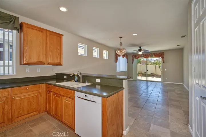 951 Essex, Beaumont, California 92223