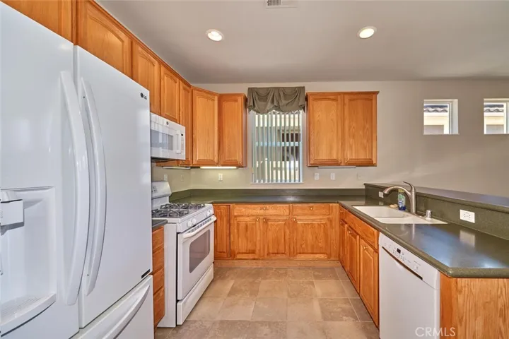 951 Essex, Beaumont, California 92223